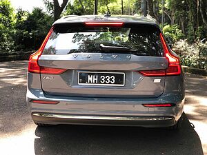 Volvo  V60 Recharge Ultimate, T8 , Electric/Petrol, Bright