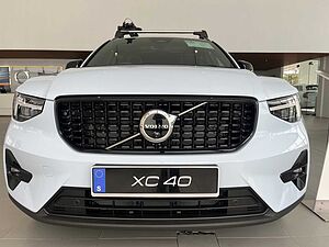 Volvo  XC40 Plus, B5 AWD Mild hybrid, Petrol, Dark