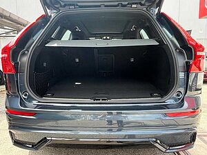 Volvo  XC60 Ultra, T8 AWD Plug-in hybrid, Electric/Petrol, Dark