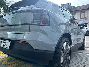 Volvo  EX30 Ultra, Single Motor Extended Range, Electric
